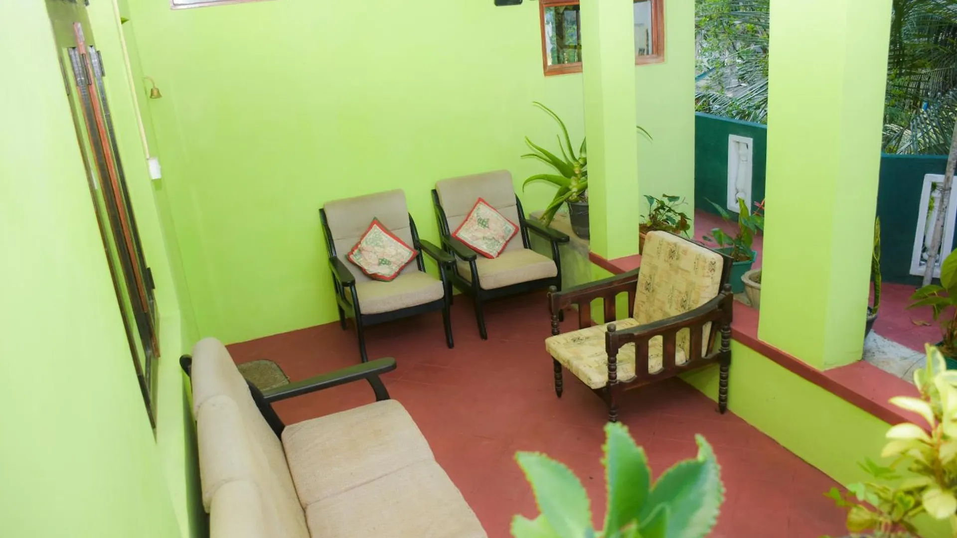 Apartment Green Woods Guest Kandy