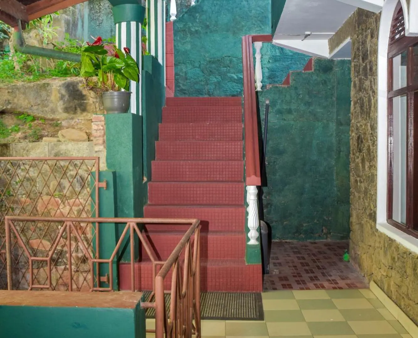 Green Woods Guest Kandy Apartment